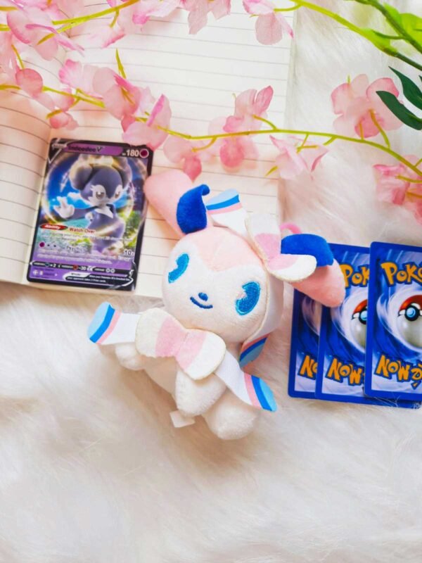 Peluche_suave_pequeno_pokemon_sylveon_para_comprar_en_bogota_cerca